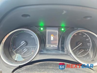 Zdjęcie 9 z 13 samochodu: 2020 TOYOTA CAMRY HYBRID LE VIN:4T1C31AK4LU532855 - miniatura