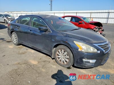 Czwarte zdjęcie samochodu z boku: 2015 NISSAN ALTIMA 2.5 S VIN:1N4AL3AP1FC290366 - miniatura