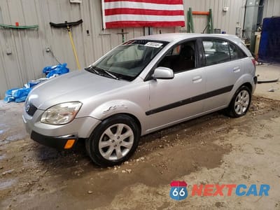 2008 KIA RIO5 LX KNADE163686376878 - główne zdjęcie licytacji z USA - miniatura