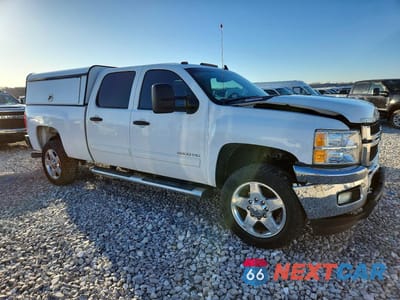 Czwarte zdjęcie samochodu z boku: 2012 CHEVROLET SILVERADO K2500 HEAVY DUTY LT VIN:1GC1KXC81CF108850 - miniatura