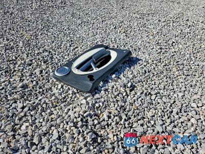 Zdjęcie 12 z 12 samochodu: 2008 MINI COOPER S VIN:WMWRH335X8TL97085 - miniatura