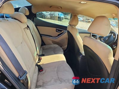 Zdjęcie 10 z 13 samochodu: 2012 HYUNDAI ELANTRA GLS VIN:KMHDH4AE3CU475713 - miniatura