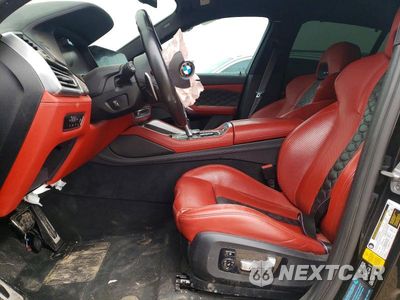 Zdjęcie 7 z 14 samochodu: 2021 BMW X6 M VIN:5YMCY0C09M9E09840 - miniatura