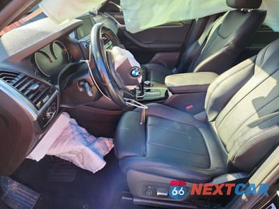 Zdjęcie 7 z 13 samochodu: 2019 BMW X3 XDRIVE30I VIN:5UXTR9C53KLE17257 - miniatura