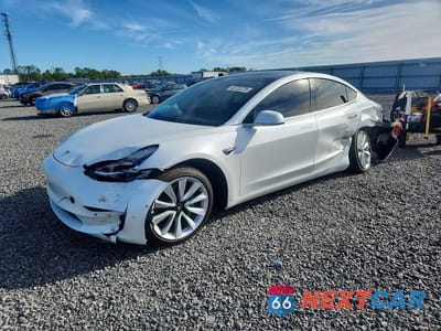 2020 TESLA MODEL 3 5YJ3E1EA5LF783893 - główne zdjęcie licytacji z USA - miniatura