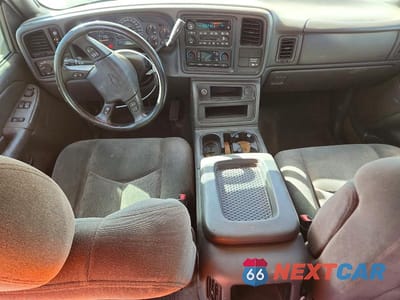 Zdjęcie 8 z 11 samochodu: 2004 CHEVROLET SILVERADO K1500 VIN:2GCEK19T841202467 - miniatura