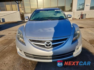 Piąte zdjęcie samochodu w środku: 2011 MAZDA 6 I VIN:1YVHZ8CH8B5M23210 - miniatura
