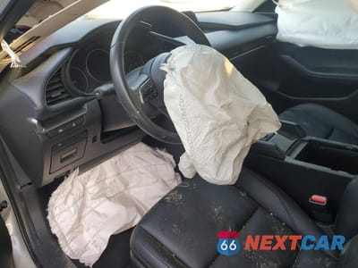 Zdjęcie 8 z 11 samochodu: 2025 MAZDA 3 SELECT SPORT VIN:JM1BPABM3S1774458 - miniatura