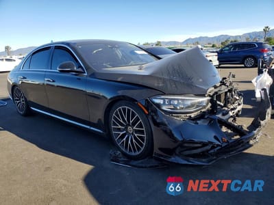 Czwarte zdjęcie samochodu z boku: 2022 MERCEDES-BENZ S 580 4MATIC VIN:W1K6G7GB2NA085632 - miniatura