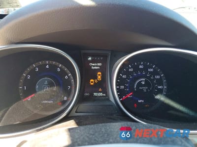 Zdjęcie 9 z 12 samochodu: 2015 HYUNDAI SANTA FE SPORT 2.0T VIN:5XYZW4LA1FG287532 - miniatura