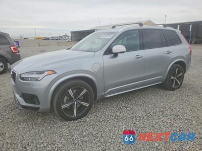 2017 VOLVO XC90 T8 YV4BC0PMXH1181443 - główne zdjęcie licytacji z USA - miniatura