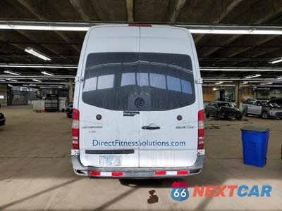 Zdjęcie 6 z 12 samochodu: 2012 MERCEDES-BENZ SPRINTER 2500 VIN:WD4PE8CC7C5645276 - miniatura