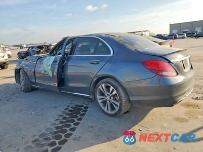 Drugie zdjęcie samochodu z przodu: 2016 MERCEDES-BENZ C 300 VIN:55SWF4JB8GU155776 - miniatura
