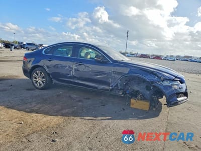 Czwarte zdjęcie samochodu z boku: 2016 JAGUAR XF PREMIUM VIN:SAJBD4BV3GCY20659 - miniatura