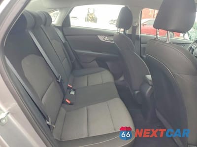 Zdjęcie 10 z 12 samochodu: 2024 KIA FORTE LXS VIN:3KPF24AD4RE720208 - miniatura