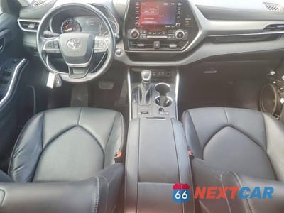 Zdjęcie 8 z 13 samochodu: 2022 TOYOTA HIGHLANDER XLE VIN:5TDGZRAH8NS094307 - miniatura