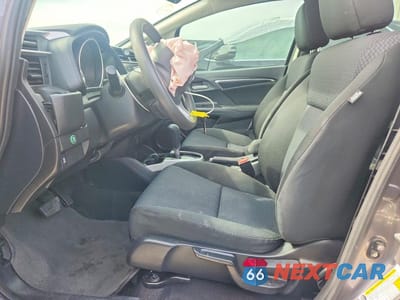 Zdjęcie 7 z 13 samochodu: 2019 HONDA FIT LX VIN:3HGGK5H49KM713770 - miniatura