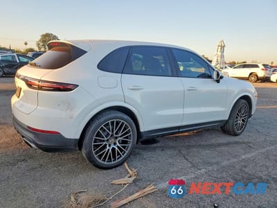 Trzecie zdjęcie samochodu z tyłu: 2019 PORSCHE CAYENNE VIN:WP1AA2AY4KDA14494 - miniatura