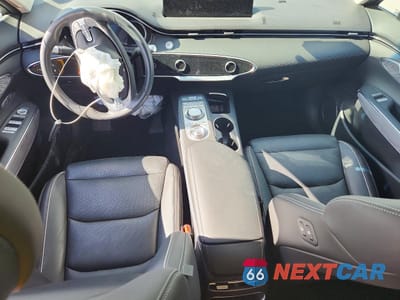 Zdjęcie 8 z 14 samochodu: 2023 GENESIS GV70 2.5T STANDARD VIN:KMUMADTBXPU108824 - miniatura