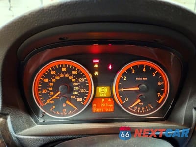 Zdjęcie 9 z 11 samochodu: 2006 BMW 325 XI VIN:WBAVD13596KV12907 - miniatura