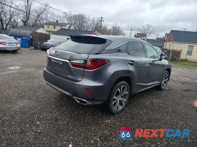 Czwarte zdjęcie samochodu z boku: 2019 LEXUS RX VIN:2T2ZZMCA0KC122905 - miniatura