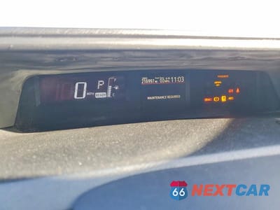 Zdjęcie 9 z 12 samochodu: 2015 TOYOTA PRIUS C TWO VIN:JTDKDTB36F1090604 - miniatura
