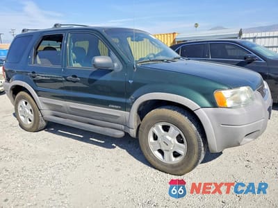 Czwarte zdjęcie samochodu z boku: 2002 FORD ESCAPE XLT VIN:1FMCU03162KB54060 - miniatura