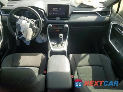Zdjęcie 8 z 13 samochodu: 2023 TOYOTA RAV4 HYBRID SE VIN:JTM16RFVXPJ037524 - miniatura