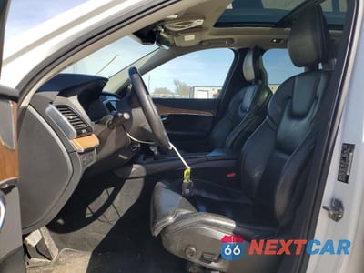 Zdjęcie 7 z 13 samochodu: 2018 VOLVO XC90 T6 VIN:YV4A22PL3J1364139 - miniatura