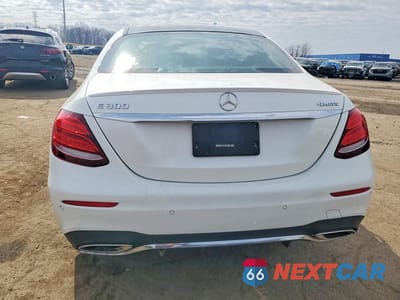 Zdjęcie 6 z 13 samochodu: 2018 MERCEDES-BENZ E 300 4MATIC VIN:WDDZF4KB3JA399399 - miniatura