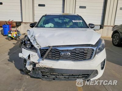Piąte zdjęcie samochodu w środku: 2019 KIA SORENTO LX VIN:5XYPG4A32KG499892 - miniatura
