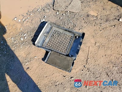 Zdjęcie 12 z 13 samochodu: 2006 MAZDA SPEED 6 VIN:JM1GG12L961103556 - miniatura