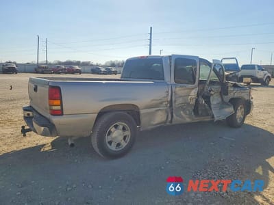 Trzecie zdjęcie samochodu z tyłu: 2005 GMC NEW SIERRA C1500 VIN:2GTEC19V051210921 - miniatura