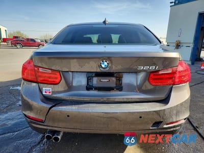 Zdjęcie 6 z 12 samochodu: 2014 BMW 328 I SULEV VIN:WBA3C1C50EK107091 - miniatura