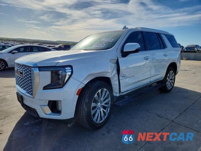 2021 GMC YUKON DENALI 1GKS1DKL8MR382000 - główne zdjęcie licytacji z USA - miniatura