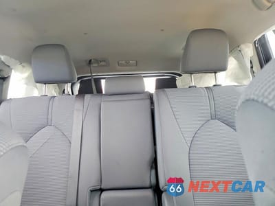 Zdjęcie 10 z 13 samochodu: 2025 TOYOTA HIGHLANDER LE VIN:5TDKDRAH2SS554209 - miniatura
