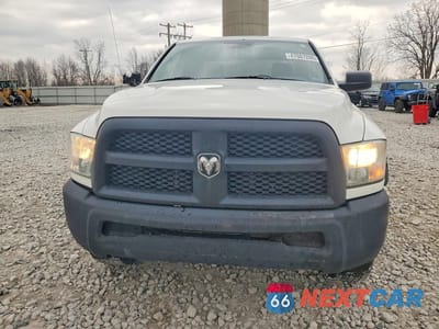 Piąte zdjęcie samochodu w środku: 2013 RAM 2500 ST VIN:3C6TR5HT4DG613780 - miniatura