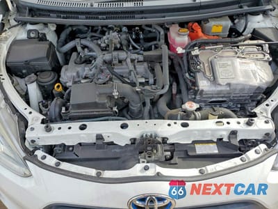 Zdjęcie 11 z 11 samochodu: 2017 TOYOTA PRIUS C VIN:JTDKDTB32H1591637 - miniatura
