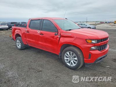 Czwarte zdjęcie samochodu z boku: 2021 CHEVROLET SILVERADO C1500 CUSTOM VIN:1GCPWBEK7MZ195051 - miniatura