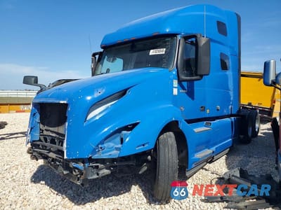 Drugie zdjęcie samochodu z przodu: 2022 VOLVO VNL SEMI TRUCK VIN:4V4NC9EH0NN301236 - miniatura