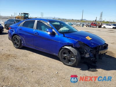 Czwarte zdjęcie samochodu z boku: 2023 HYUNDAI ELANTRA HYBRID BLUE VIN:KMHLM4AJ7PU051218 - miniatura