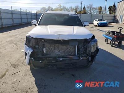 Piąte zdjęcie samochodu w środku: 2025 KIA TELLURIDE EX X-LINE VIN:5XYP3DGC7SG605546 - miniatura