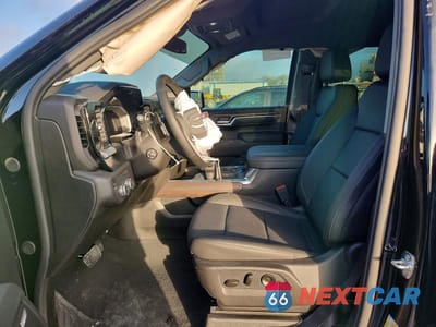 Zdjęcie 7 z 13 samochodu: 2026 GMC SIERRA C1500 SLT VIN:1GTPHDED3TZ225006 - miniatura