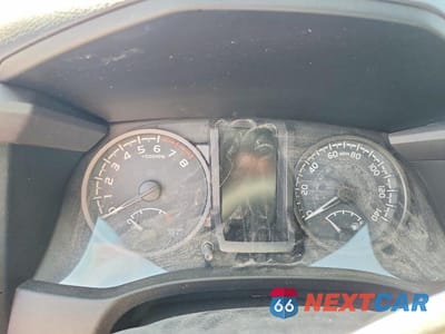 Zdjęcie 9 z 12 samochodu: 2018 TOYOTA TACOMA TRD PRO VIN:5TFCZ5ANXJX154007 - miniatura