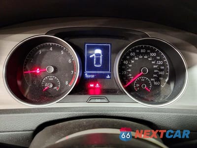 Zdjęcie 9 z 11 samochodu: 2017 VOLKSWAGEN GOLF S VIN:3VW217AU2HM022524 - miniatura