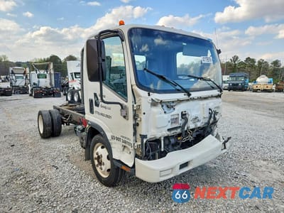 Czwarte zdjęcie samochodu z boku: 2015 ISUZU NPR HD TRUCK CAB AND CHASSIS VIN:54DC4W1B1FS807415 - miniatura