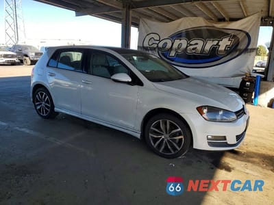 Czwarte zdjęcie samochodu z boku: 2015 VOLKSWAGEN GOLF VIN:3VW217AU0FM005492 - miniatura
