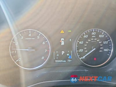 Zdjęcie 9 z 13 samochodu: 2019 MITSUBISHI OUTLANDER SE VIN:JA4AD3A32KZ011206 - miniatura