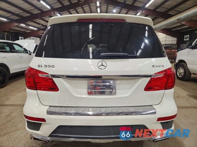 Zdjęcie 6 z 13 samochodu: 2013 MERCEDES-BENZ GL 550 4MATIC VIN:4JGDF7DE8DA150223 - miniatura