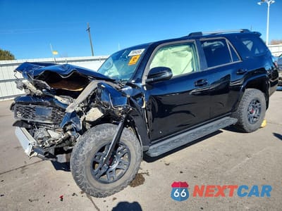 2020 TOYOTA 4RUNNER SR5 PREMIUM JTEBU5JR6L5778815 - główne zdjęcie licytacji z USA - miniatura